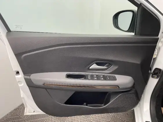 DACIA SANDERO III - voiture d'occasion - Photo 19