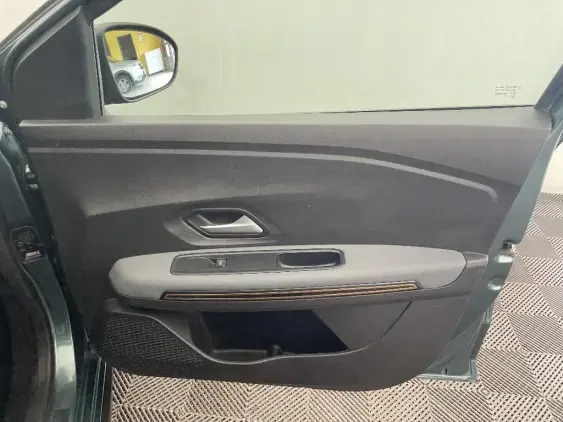 DACIA SANDERO III - voiture d'occasion - Photo 20