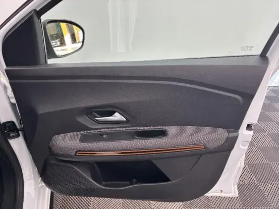 DACIA SANDERO III - voiture d'occasion - Photo 20