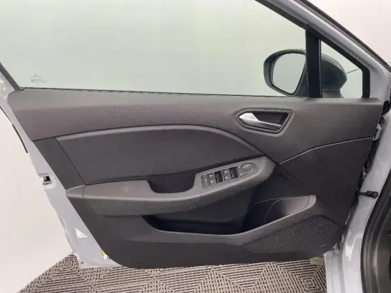 RENAULT CLIO V - voiture d'occasion - Photo 19