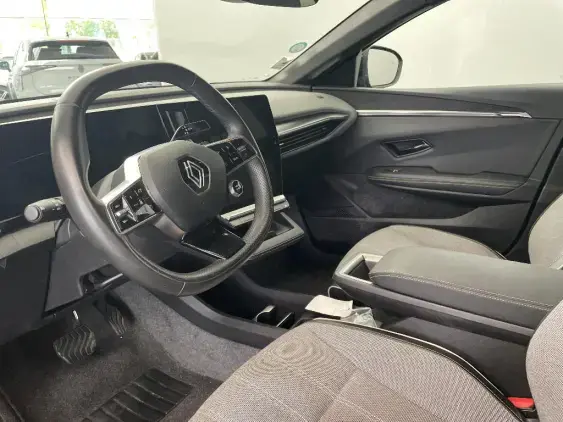 RENAULT MEGANE V - voiture d'occasion - Photo 17