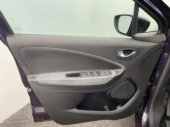 RENAULT ZOE - voiture d'occasion - Photo 19