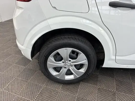 DACIA SANDERO III - voiture d'occasion - Photo 24