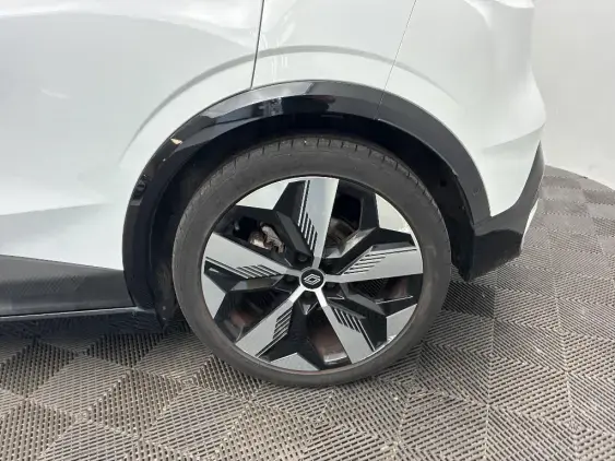 RENAULT MEGANE V - voiture d'occasion - Photo 24