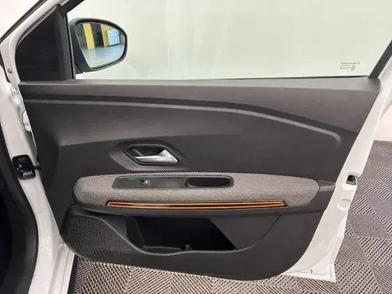 DACIA SANDERO III - voiture d'occasion - Photo 20