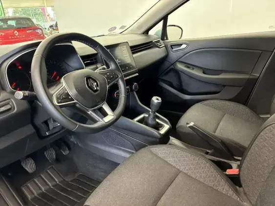 RENAULT CLIO V - voiture d'occasion - Photo 18