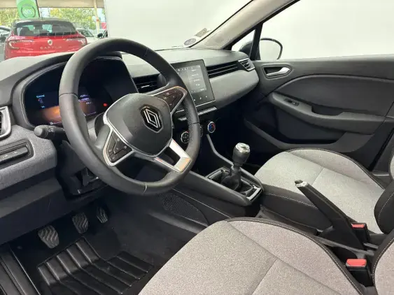 RENAULT CLIO V - voiture d'occasion - Photo 18