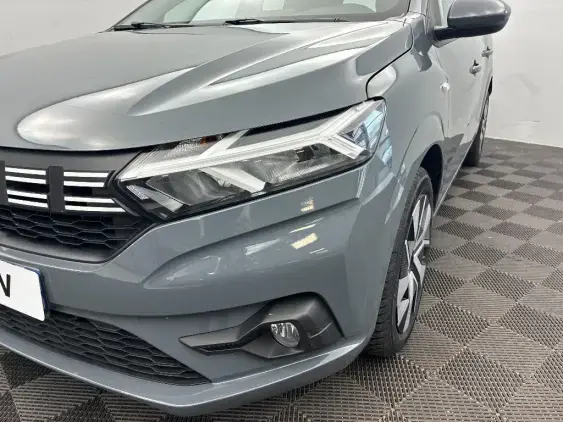 DACIA SANDERO III - voiture d'occasion - Photo 22