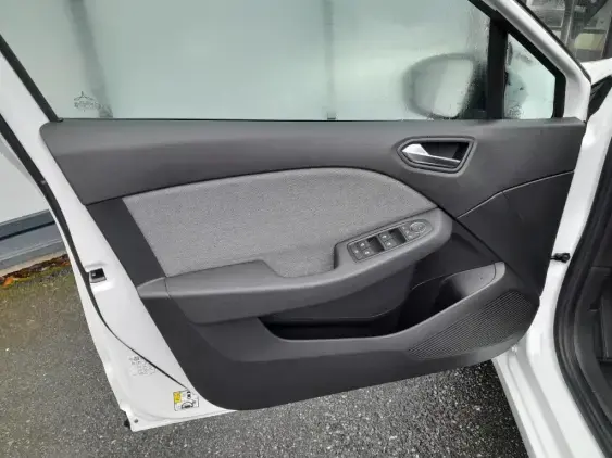 RENAULT CLIO V - voiture d'occasion - Photo 17