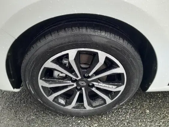 RENAULT CLIO V - voiture d'occasion - Photo 20