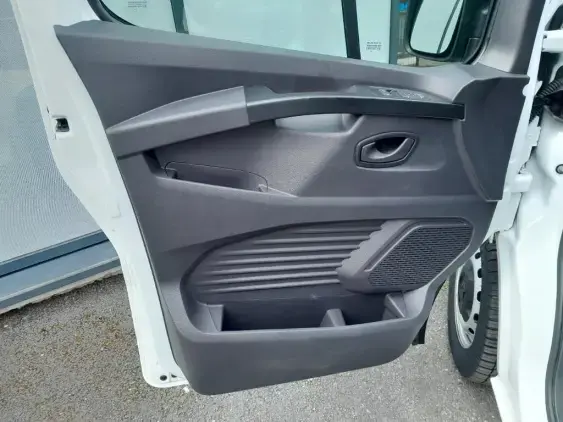 RENAULT TRAFIC FG III - voiture d'occasion - Photo 17