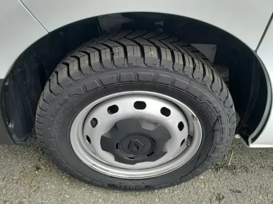 RENAULT TRAFIC FG III - voiture d'occasion - Photo 20