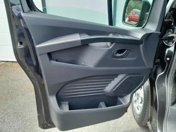 RENAULT TRAFIC III - voiture d'occasion - Photo 17