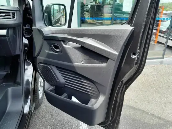 RENAULT TRAFIC III - voiture d'occasion - Photo 18