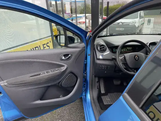 RENAULT ZOE - voiture d'occasion - Photo 19