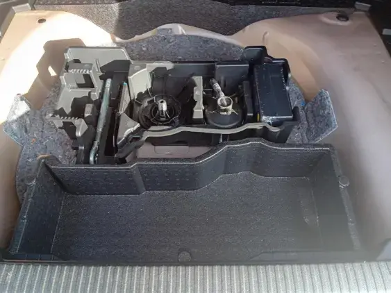 PEUGEOT 2008 II - voiture d'occasion - Photo 16