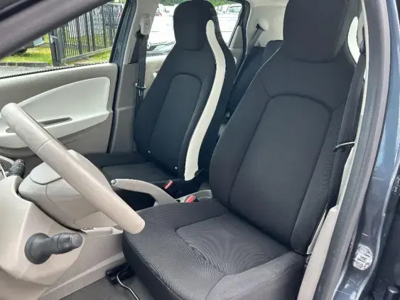 RENAULT ZOE - voiture d'occasion - Photo 17