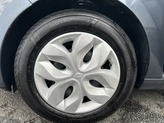 RENAULT ZOE - voiture d'occasion - Photo 22