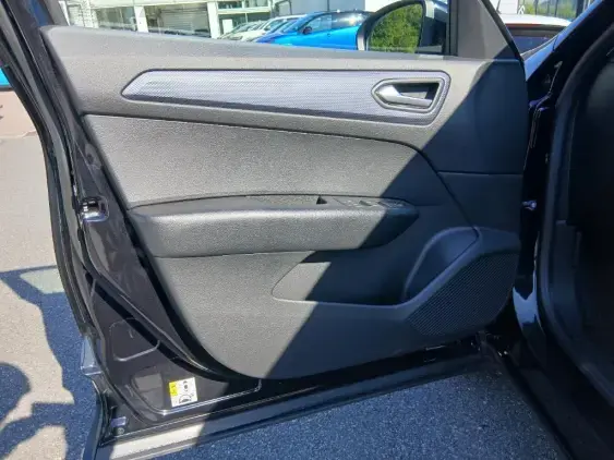 RENAULT ARKANA - voiture d'occasion - Photo 18