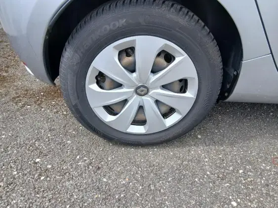 RENAULT ZOE - voiture d'occasion - Photo 22