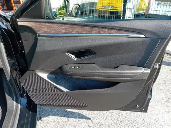 RENAULT MEGANE V - voiture d'occasion - Photo 18