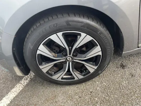 RENAULT CLIO V - voiture d'occasion - Photo 23