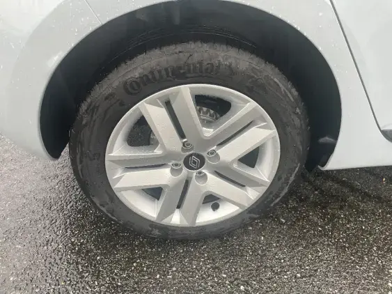 RENAULT CLIO V - voiture d'occasion - Photo 24