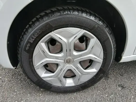 RENAULT TWINGO III - voiture d'occasion - Photo 19