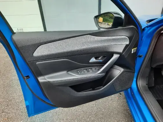 PEUGEOT 308 III - voiture d'occasion - Photo 17