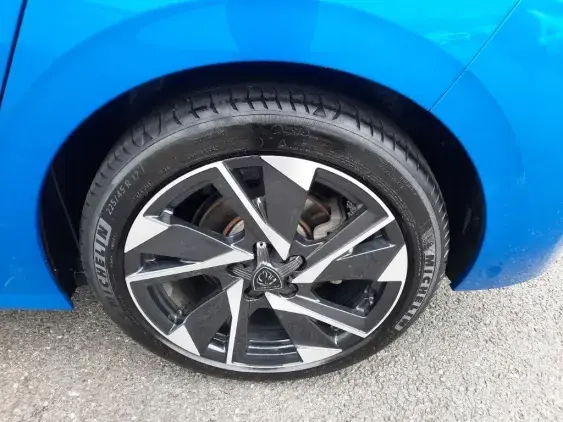 PEUGEOT 308 III - voiture d'occasion - Photo 21