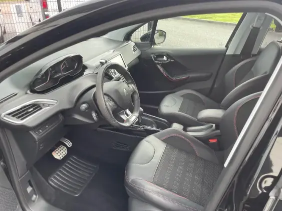 PEUGEOT 2008 - voiture d'occasion - Photo 18