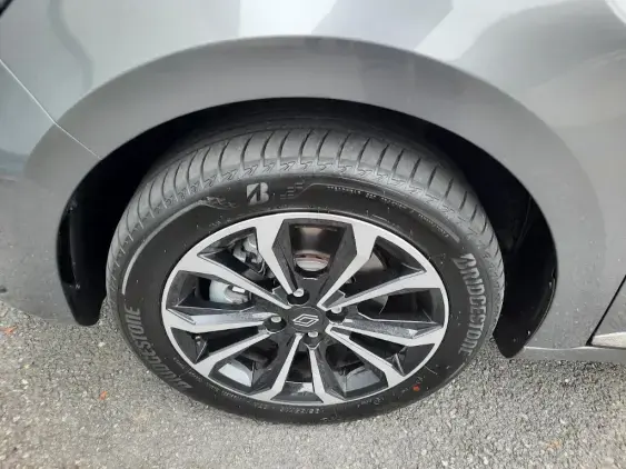 RENAULT CLIO V - voiture d'occasion - Photo 20