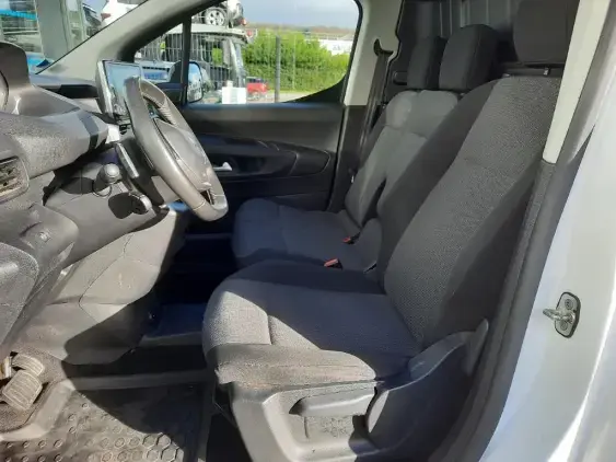 PEUGEOT PARTNER III - voiture d'occasion - Photo 16