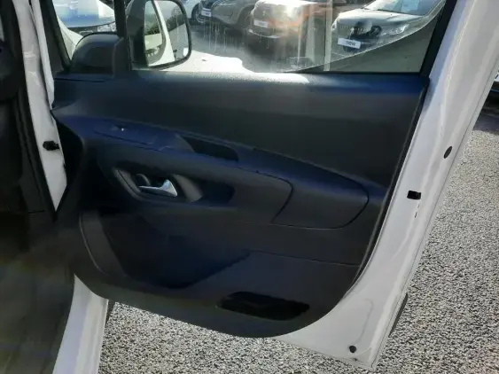 PEUGEOT PARTNER III - voiture d'occasion - Photo 18