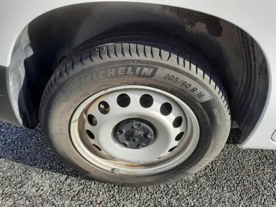 PEUGEOT PARTNER III - voiture d'occasion - Photo 22