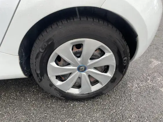 RENAULT ZOE - voiture d'occasion - Photo 24