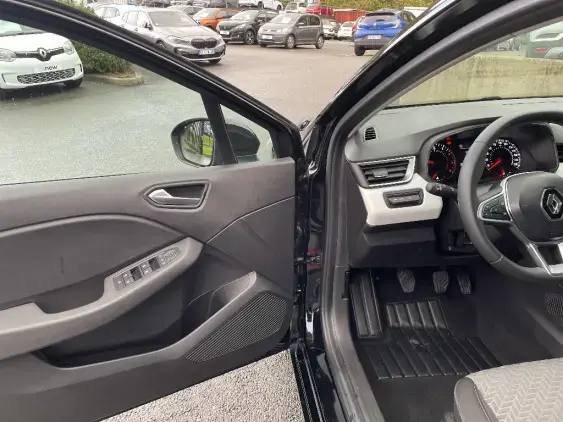 RENAULT CLIO V - voiture d'occasion - Photo 19