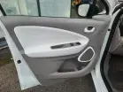 RENAULT ZOE - Photo 17
