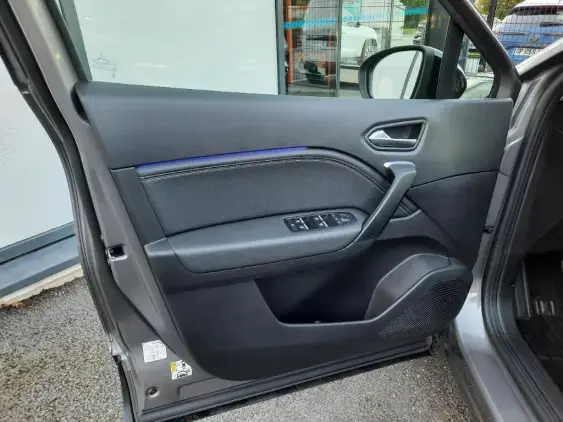 RENAULT CAPTUR II - voiture d'occasion - Photo 17