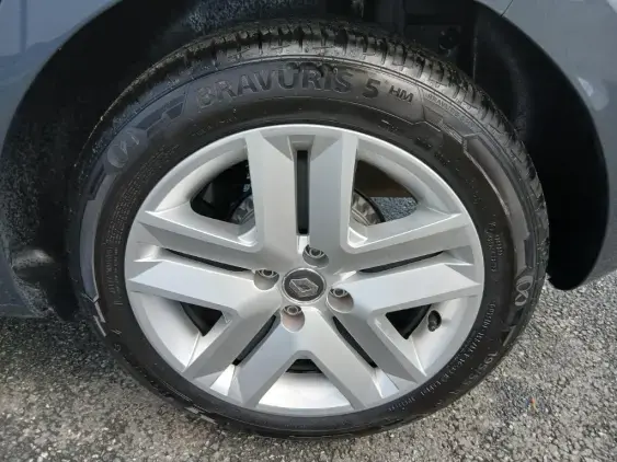 RENAULT CLIO V - voiture d'occasion - Photo 22