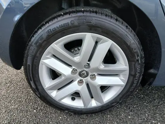 RENAULT CLIO V - voiture d'occasion - Photo 23