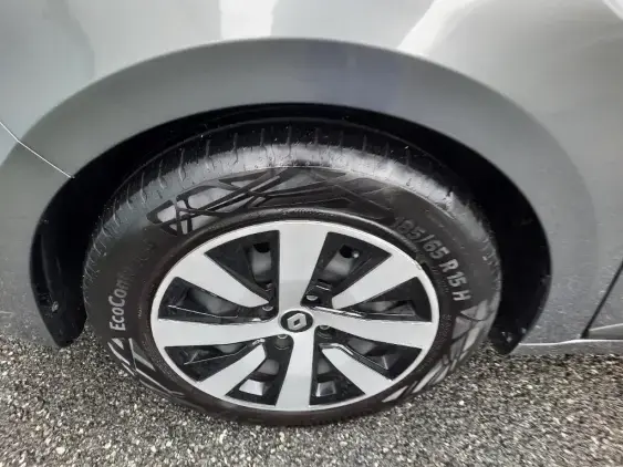 RENAULT CLIO V - voiture d'occasion - Photo 20