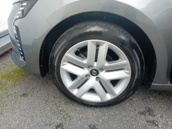 RENAULT CLIO V - voiture d'occasion - Photo 22