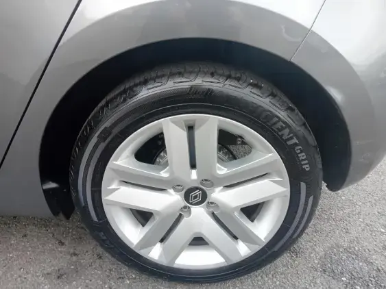 RENAULT CLIO V - voiture d'occasion - Photo 23