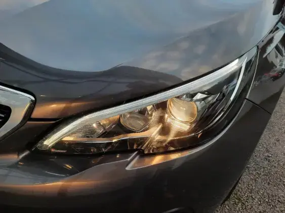 PEUGEOT 308 II - voiture d'occasion - Photo 19