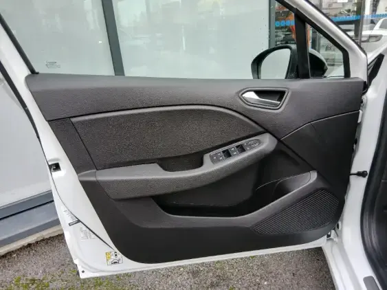 RENAULT CLIO V - voiture d'occasion - Photo 17