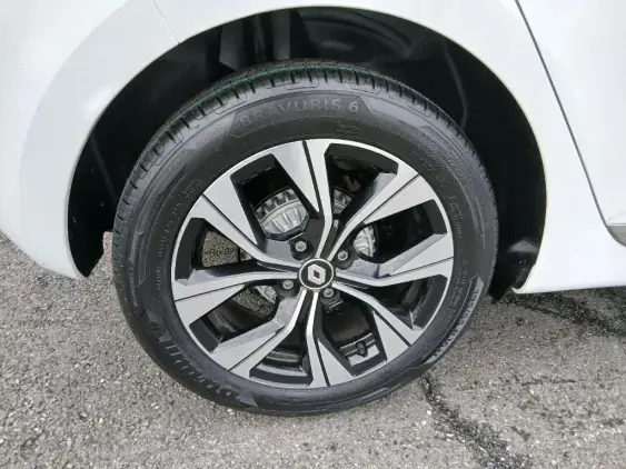 RENAULT CLIO V - voiture d'occasion - Photo 22