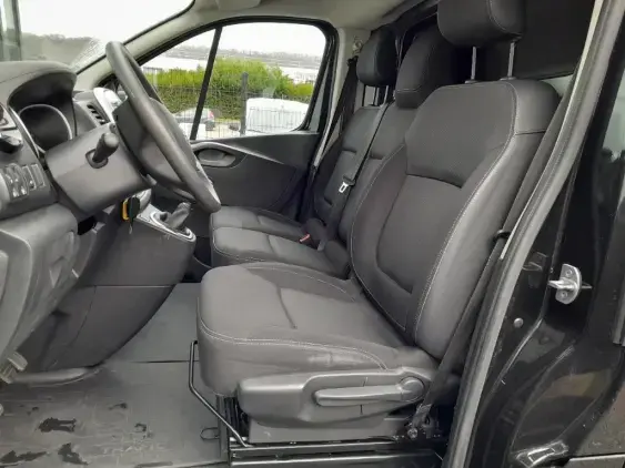 RENAULT TRAFIC FG III - voiture d'occasion - Photo 16