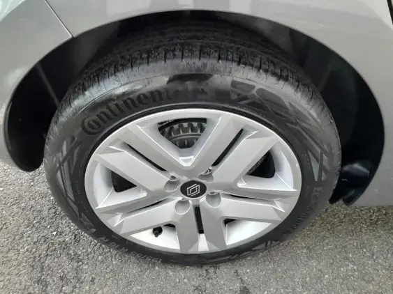 RENAULT CLIO V - voiture d'occasion - Photo 22