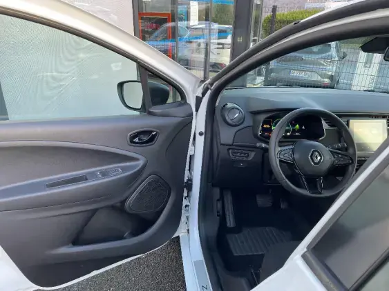 RENAULT ZOE - voiture d'occasion - Photo 19
